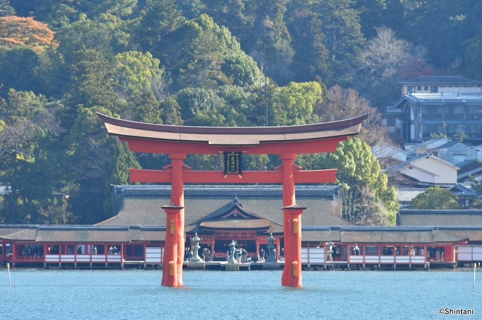 厳島神社（イメージ）