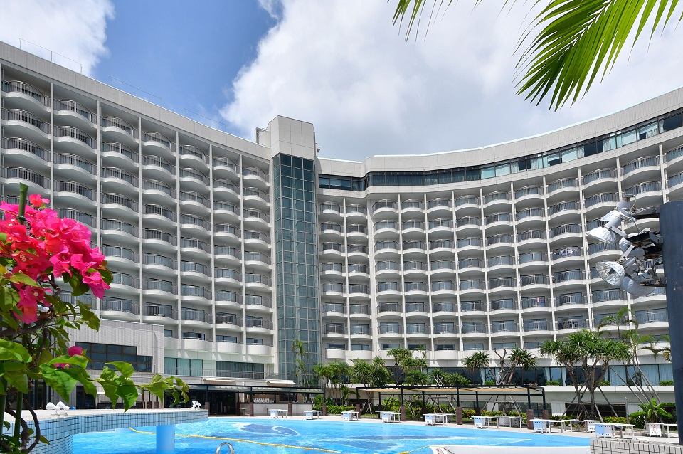 2月・3月出発日限定スペシャル！】＜レンタカーSクラス付＞午前出発